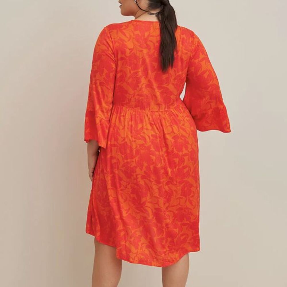 Torrid Orange Floral Challis Flared Sleeve Dress With Pockets Size Large 12 - Picture 3 of 4